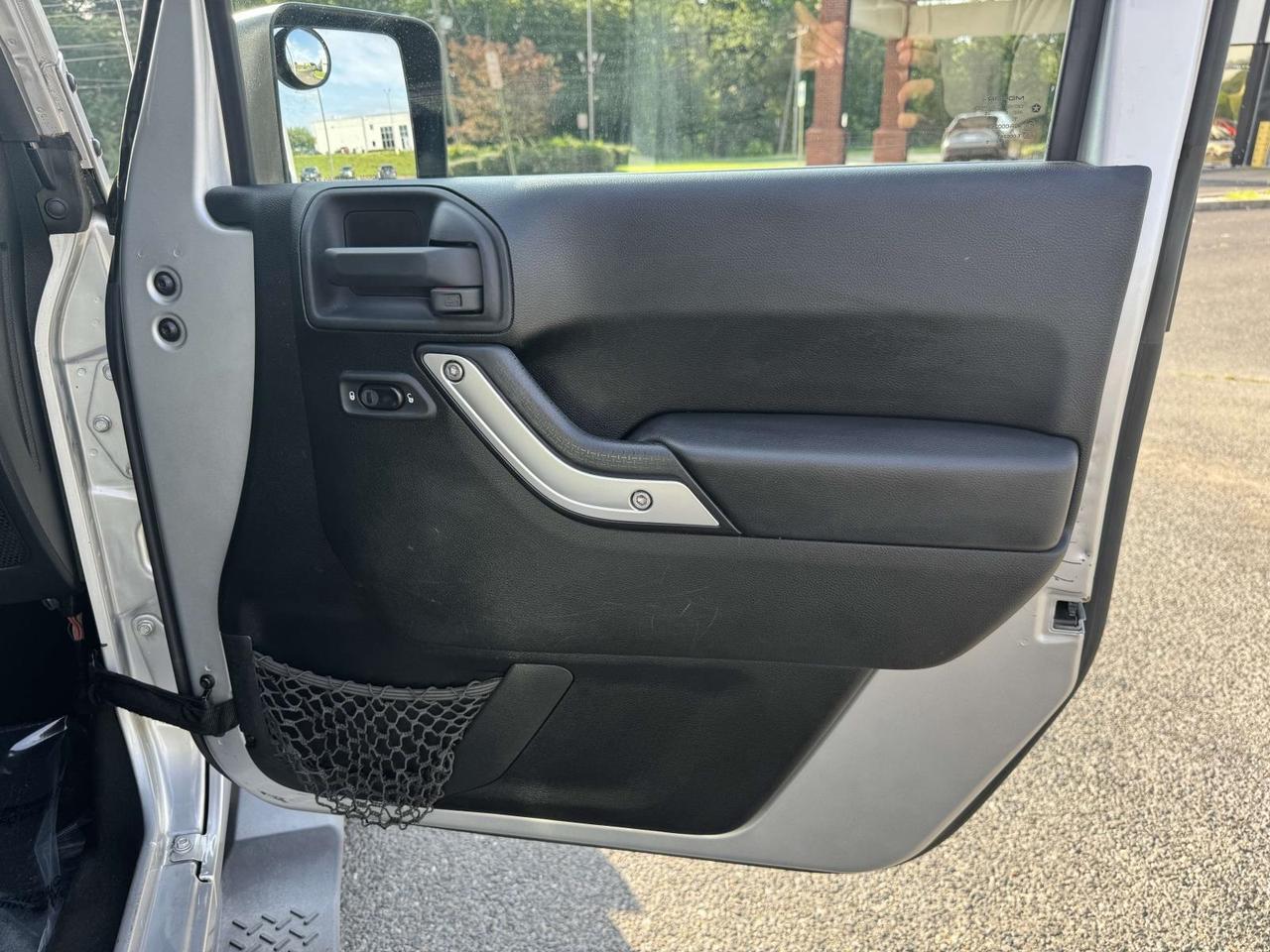 2011 Jeep Wrangler Unlimited Sahara Fredericksburg VA