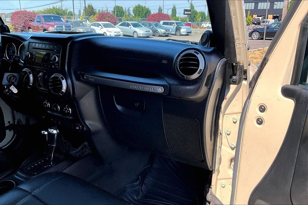 2011 Jeep Wrangler Unlimited Sport OR