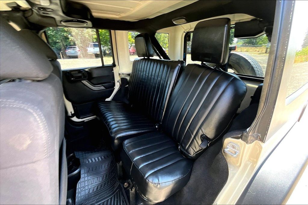 2011 Jeep Wrangler Unlimited Sport OR