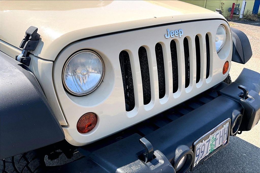 2011 Jeep Wrangler Unlimited Sport OR