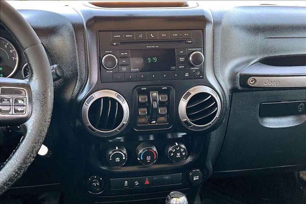 2011 Jeep Wrangler Unlimited Sport OR