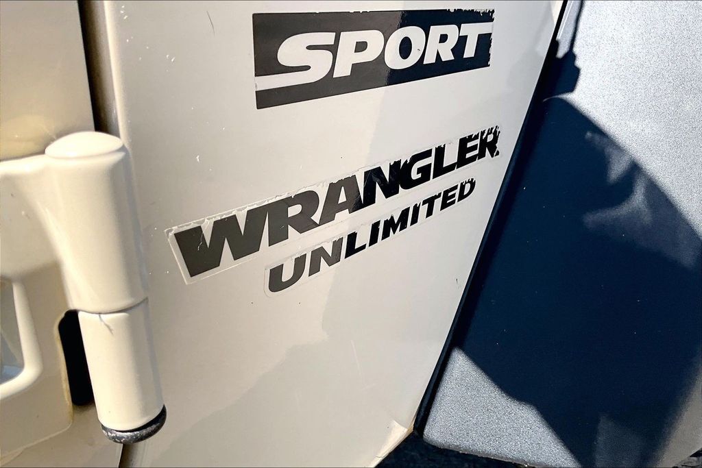 2011 Jeep Wrangler Unlimited Sport OR