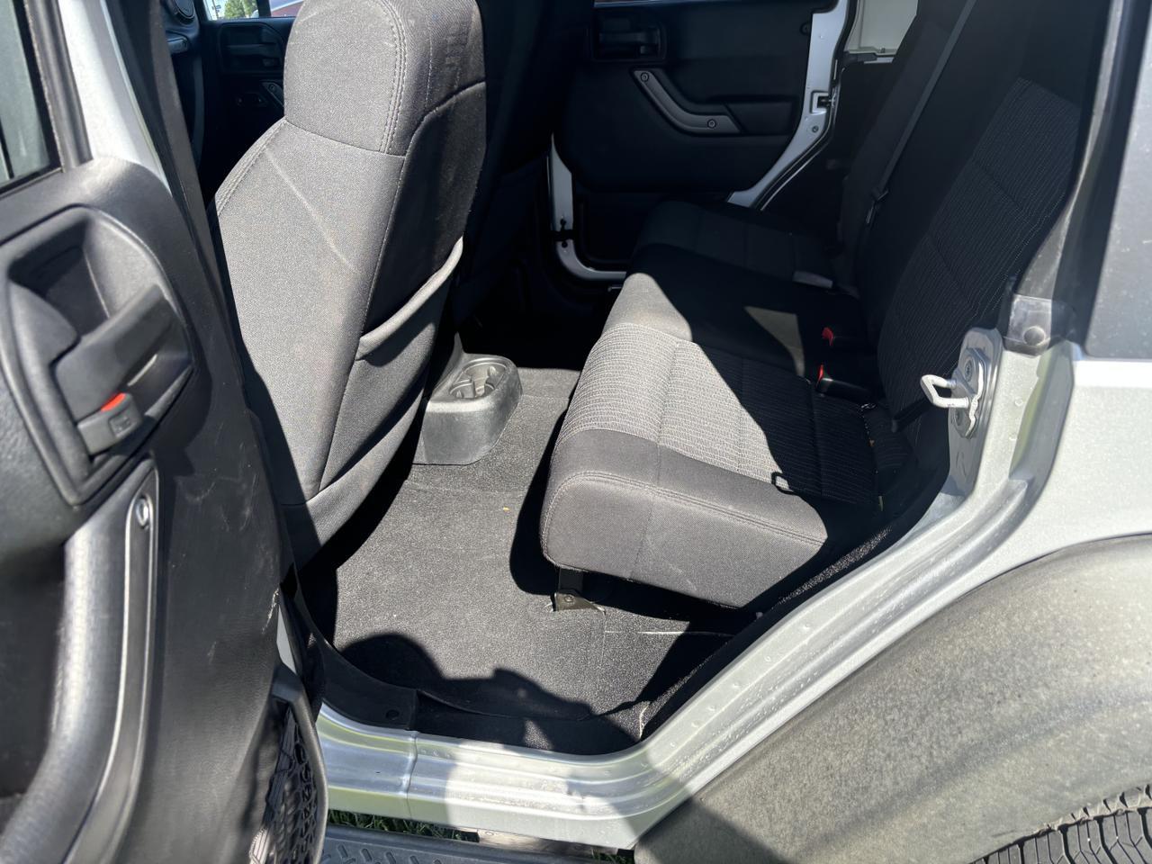 2011 Jeep Wrangler Unlimited Sport SUV 4D Aurora MO