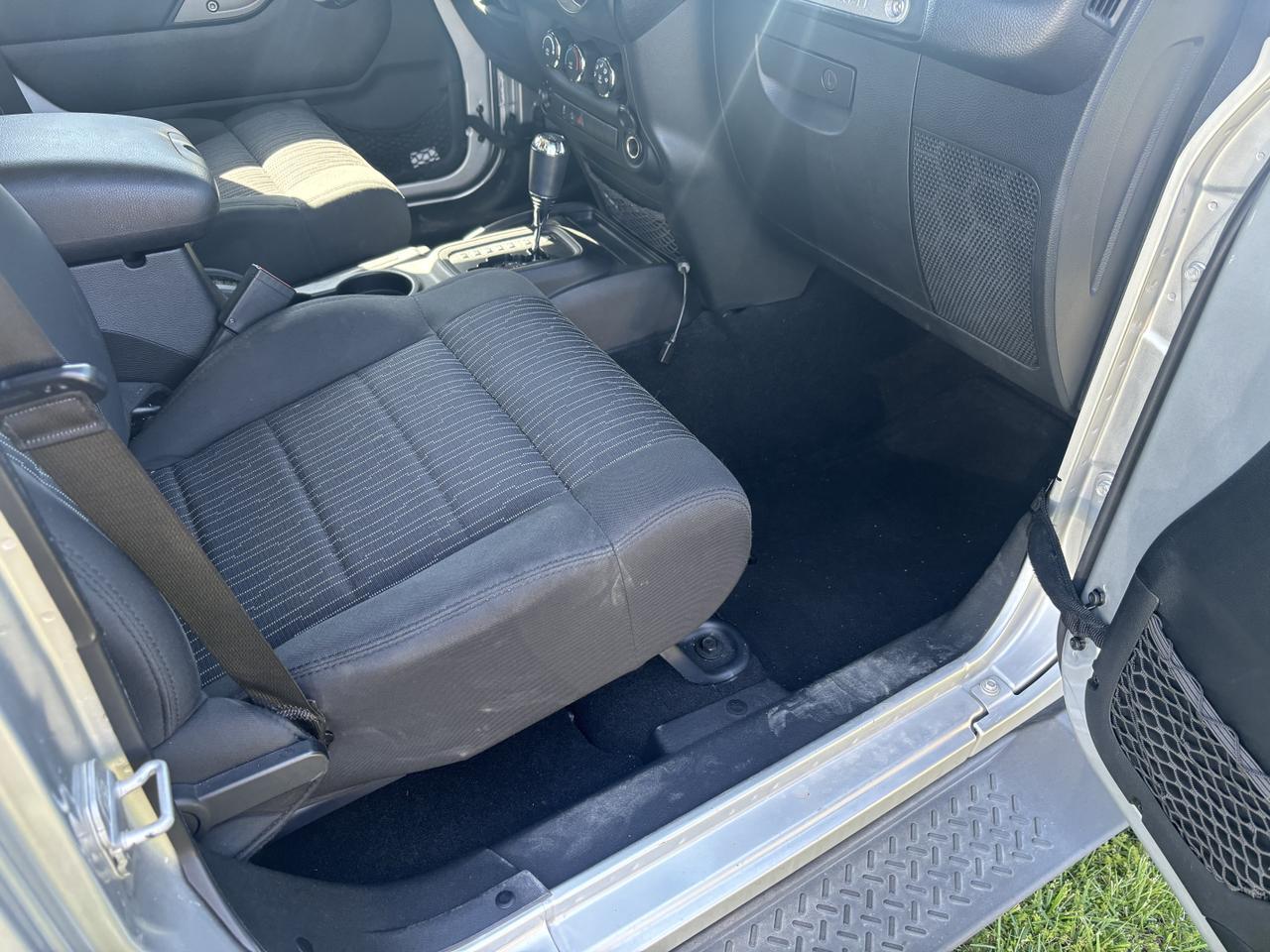 2011 Jeep Wrangler Unlimited Sport SUV 4D Aurora MO