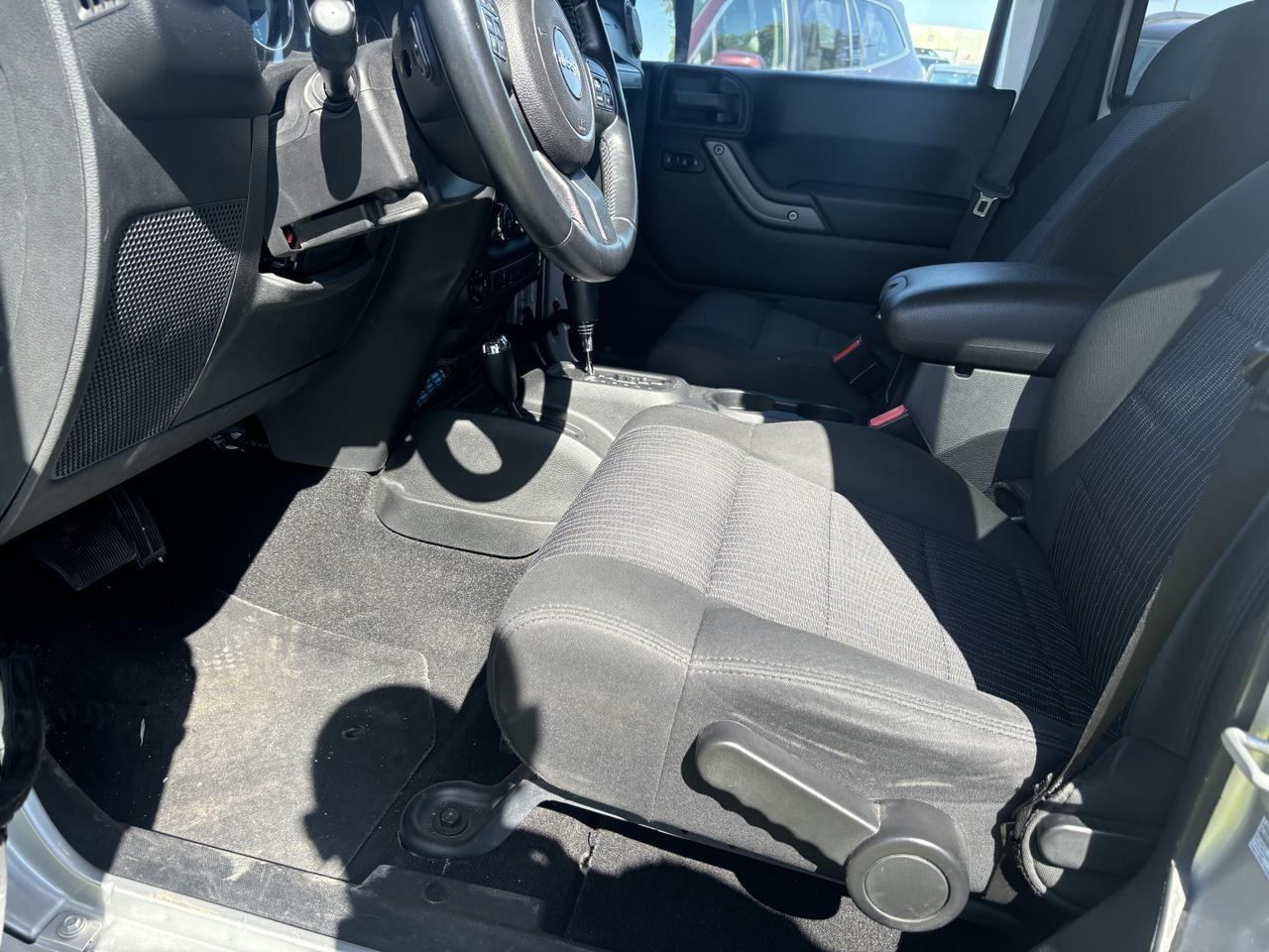 2011 Jeep Wrangler Unlimited Sport SUV 4D Aurora MO