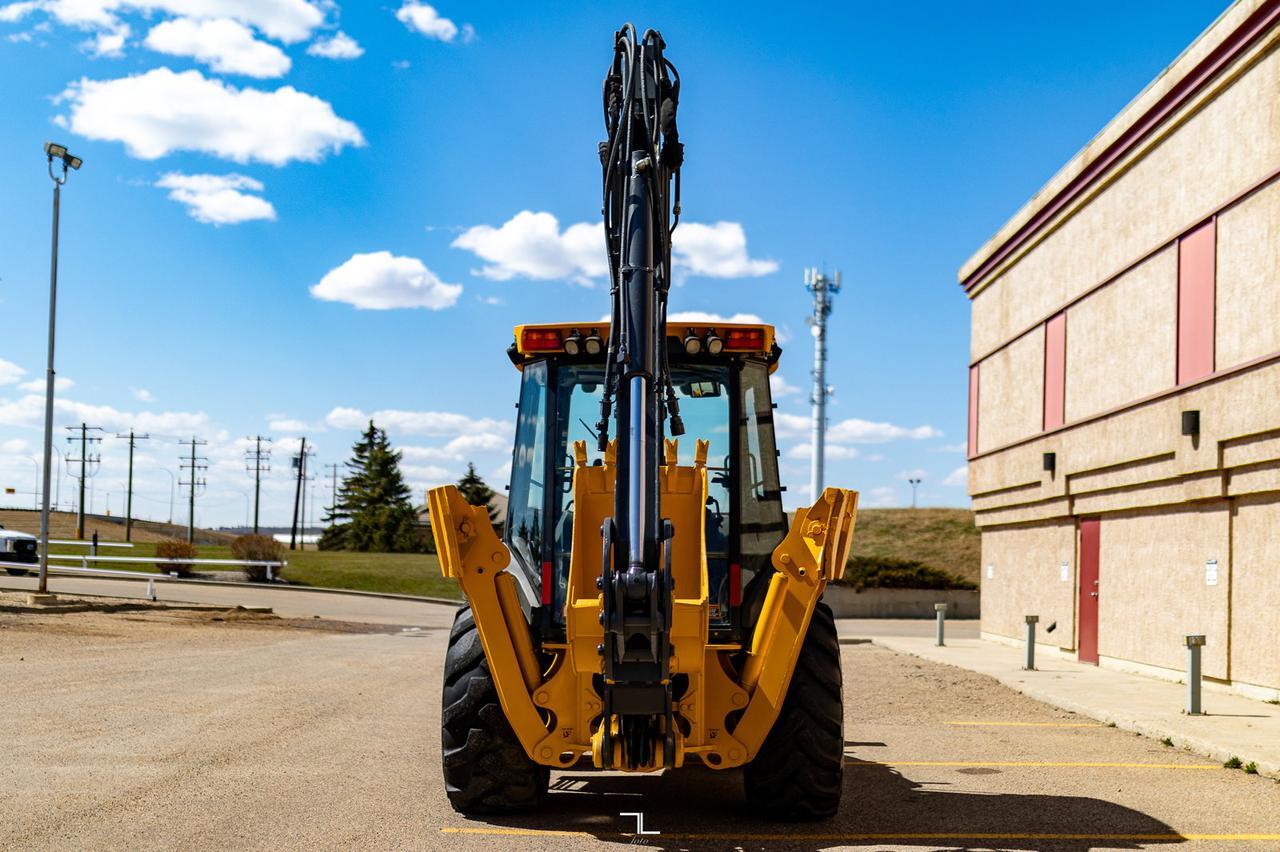 2011 John Deere 410J 4x4 Loader Backhoe Red Deer AB