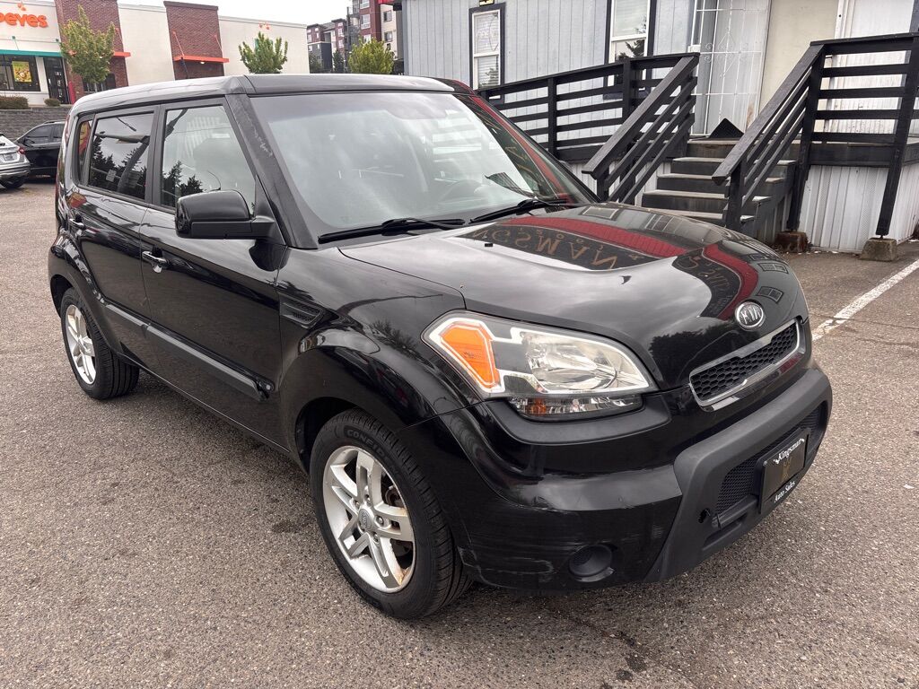 2011 KIA SOUL +