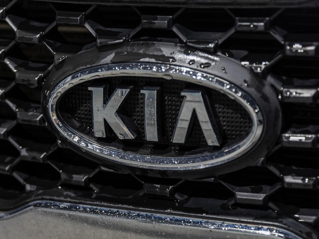 2011 Kia Sorento LX AWD 7-Passenger Cranberry PA