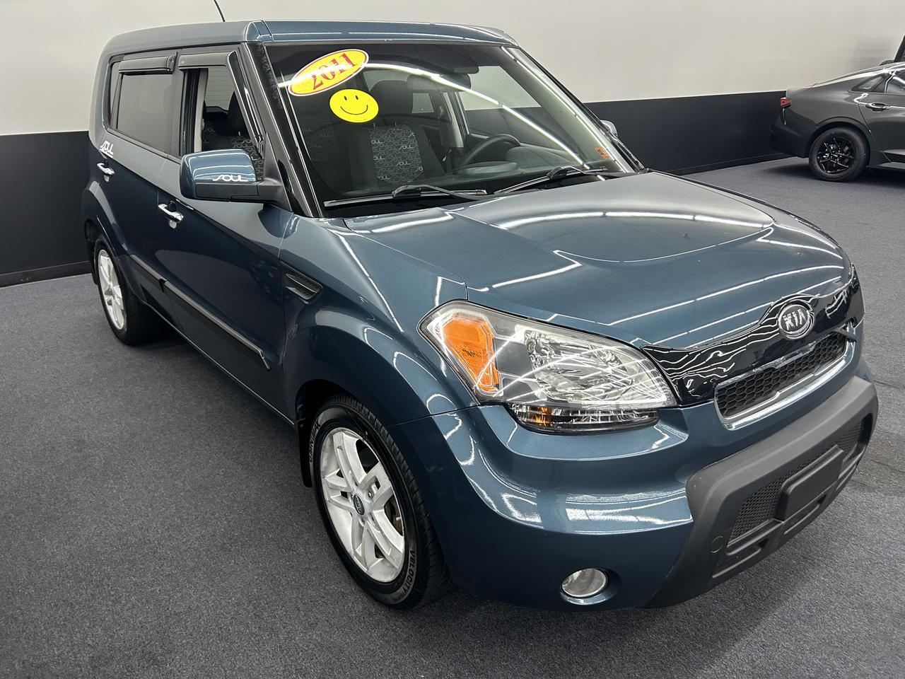 2011 Kia Soul 4d Hatchback + Auto Benwood WV