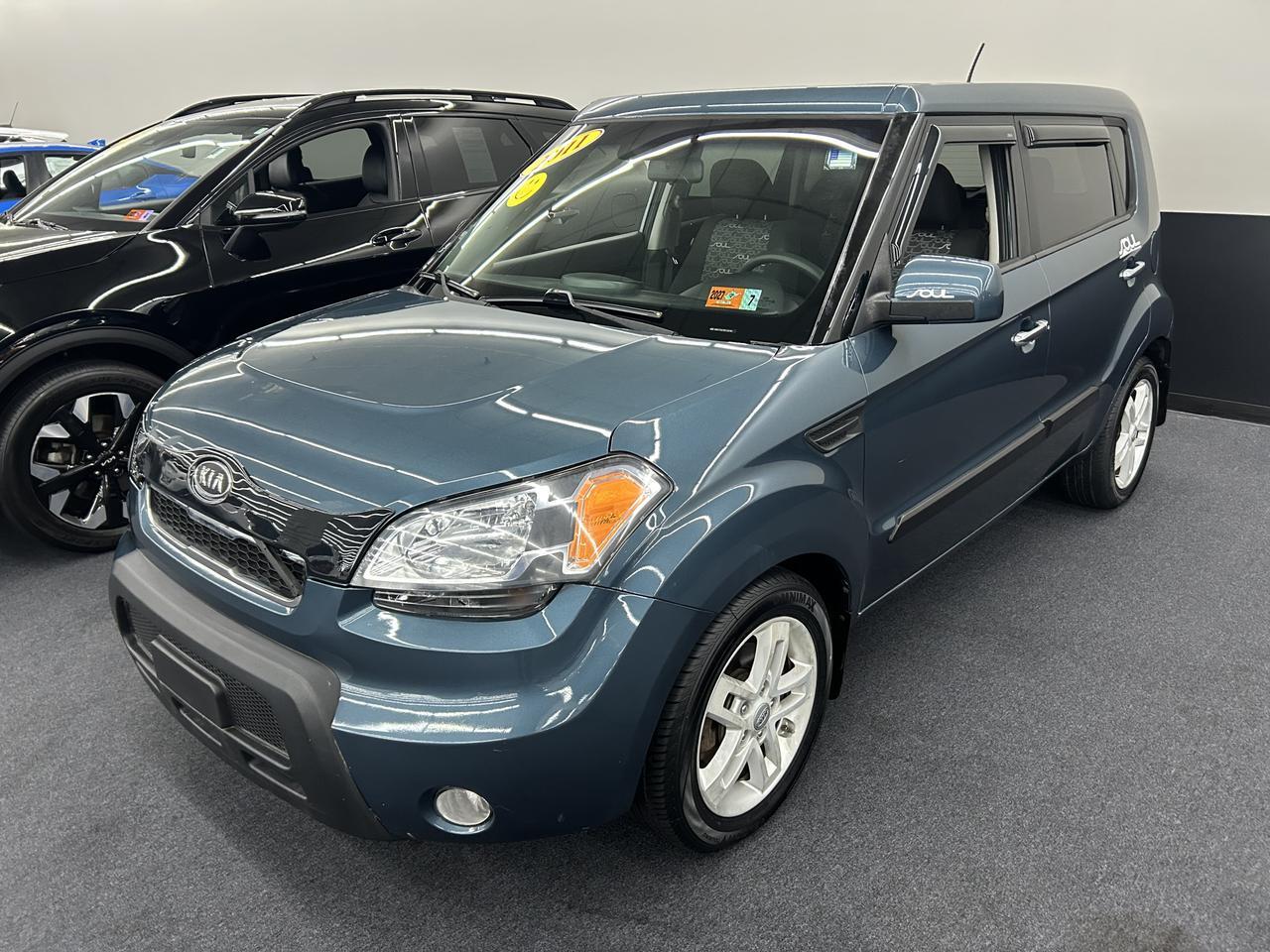 2011 Kia Soul 4d Hatchback + Auto Benwood WV