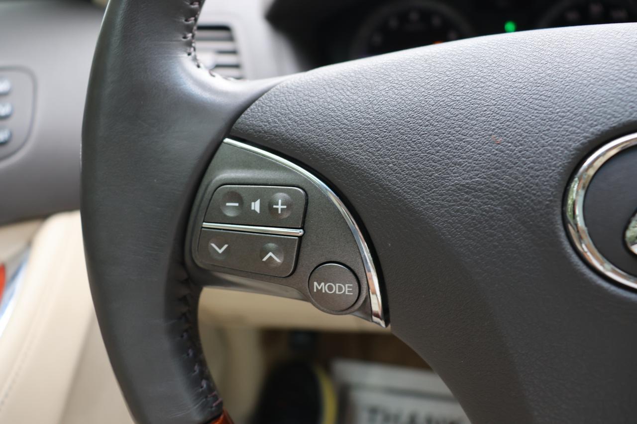 2011 LEXUS ES 350 Houston TX