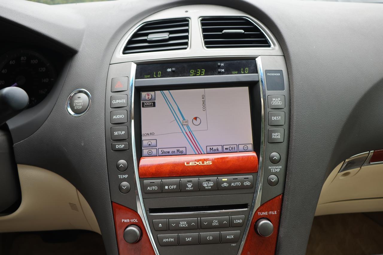 2011 LEXUS ES 350 Houston TX