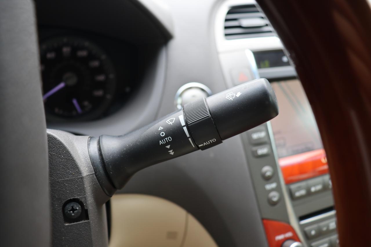 2011 LEXUS ES 350 Houston TX