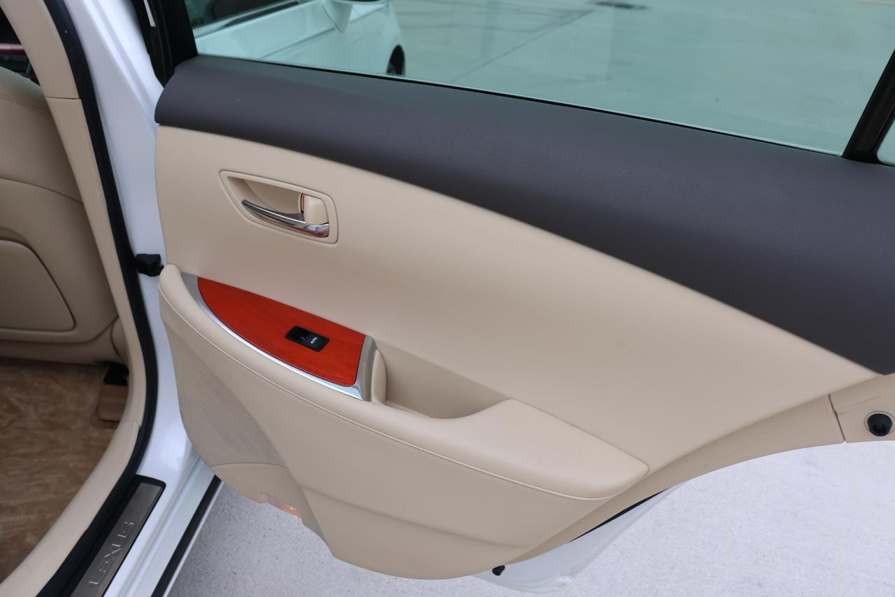 2011 LEXUS ES 350 Houston TX