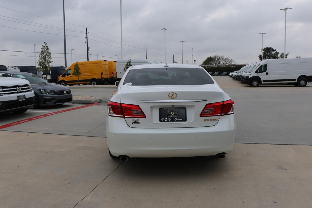 2011 LEXUS ES 350 Houston TX