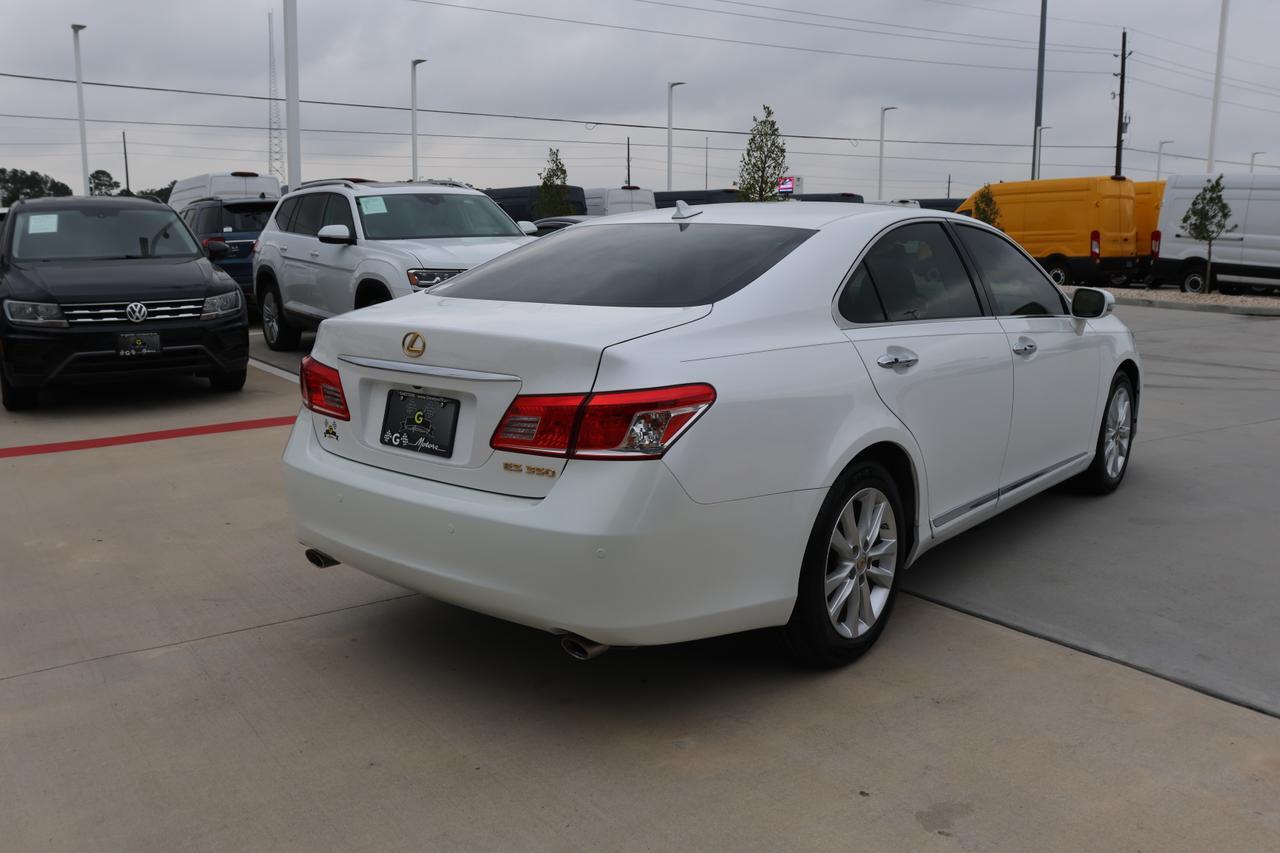 2011 LEXUS ES 350 Houston TX