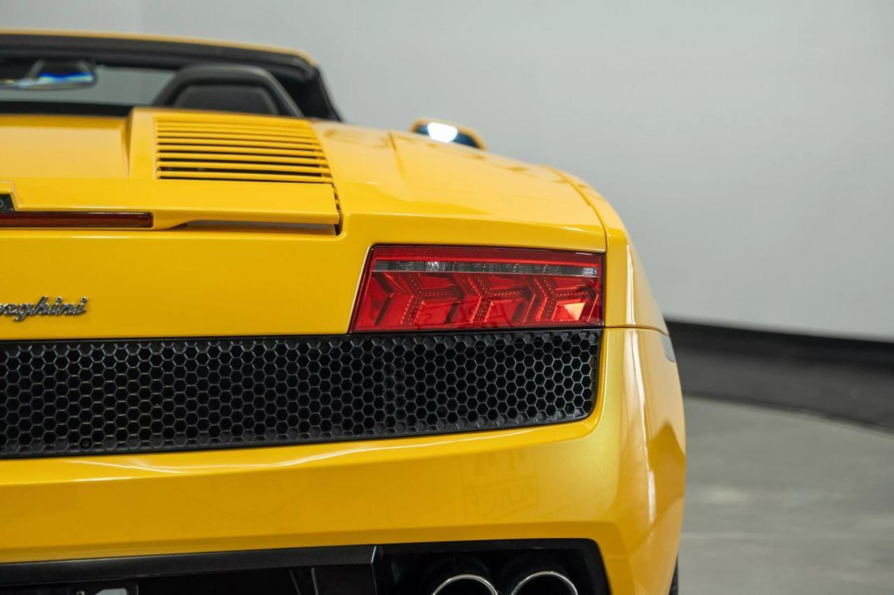 2011 Lamborghini Gallardo LP 560-4 Spyder Convertible 2D St. Louis MO