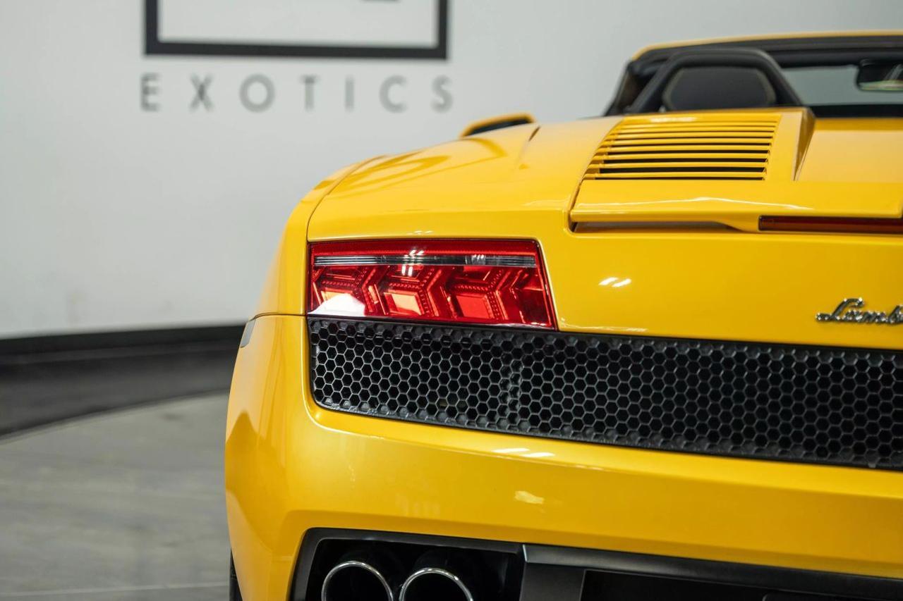 2011 Lamborghini Gallardo LP 560-4 Spyder Convertible 2D St. Louis MO