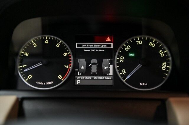 2011 Land Rover Range Rover Sport HSE photo 21