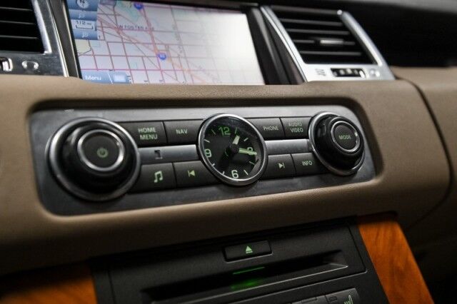 2011 Land Rover Range Rover Sport HSE photo 16