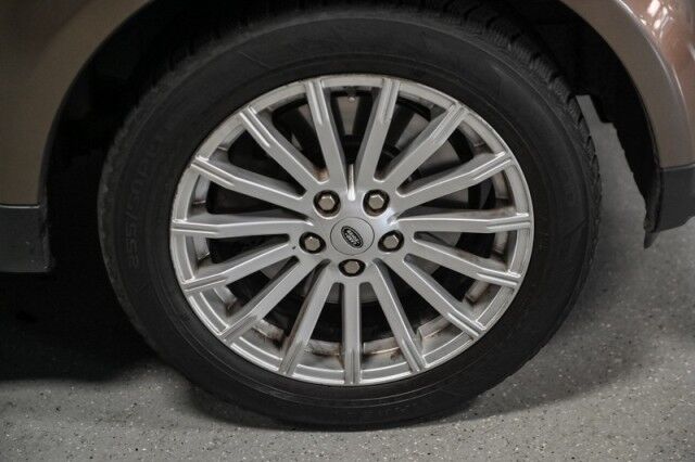 2011 Land Rover Range Rover Sport HSE photo 38