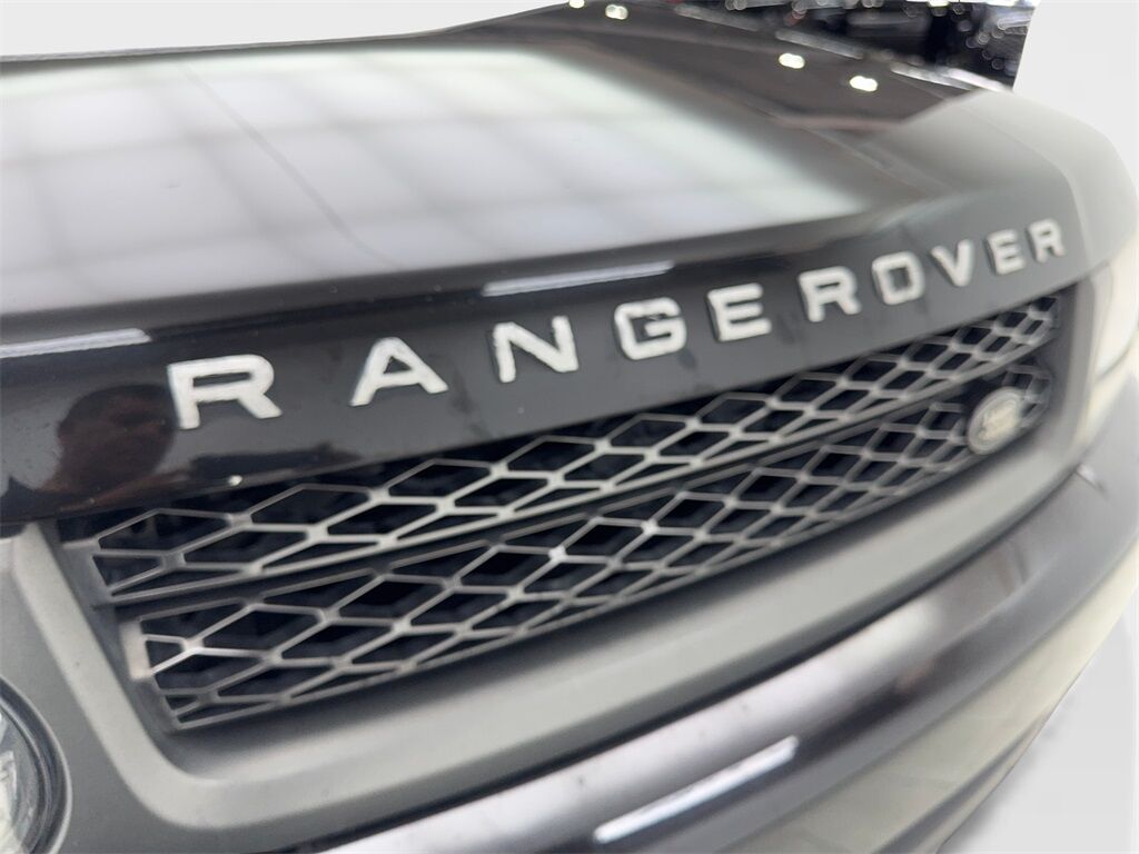 2011 Land Rover Range Rover Sport HSE photo 13
