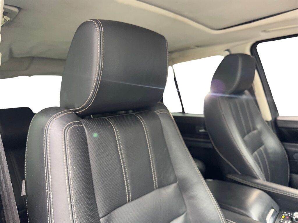 2011 Land Rover Range Rover Sport HSE photo 31