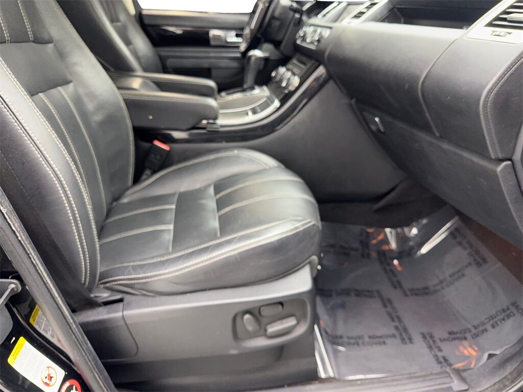 2011 Land Rover Range Rover Sport HSE photo 30