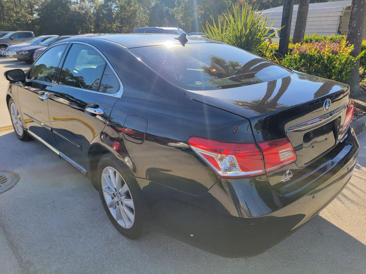 2011 Lexus ES 350 Base