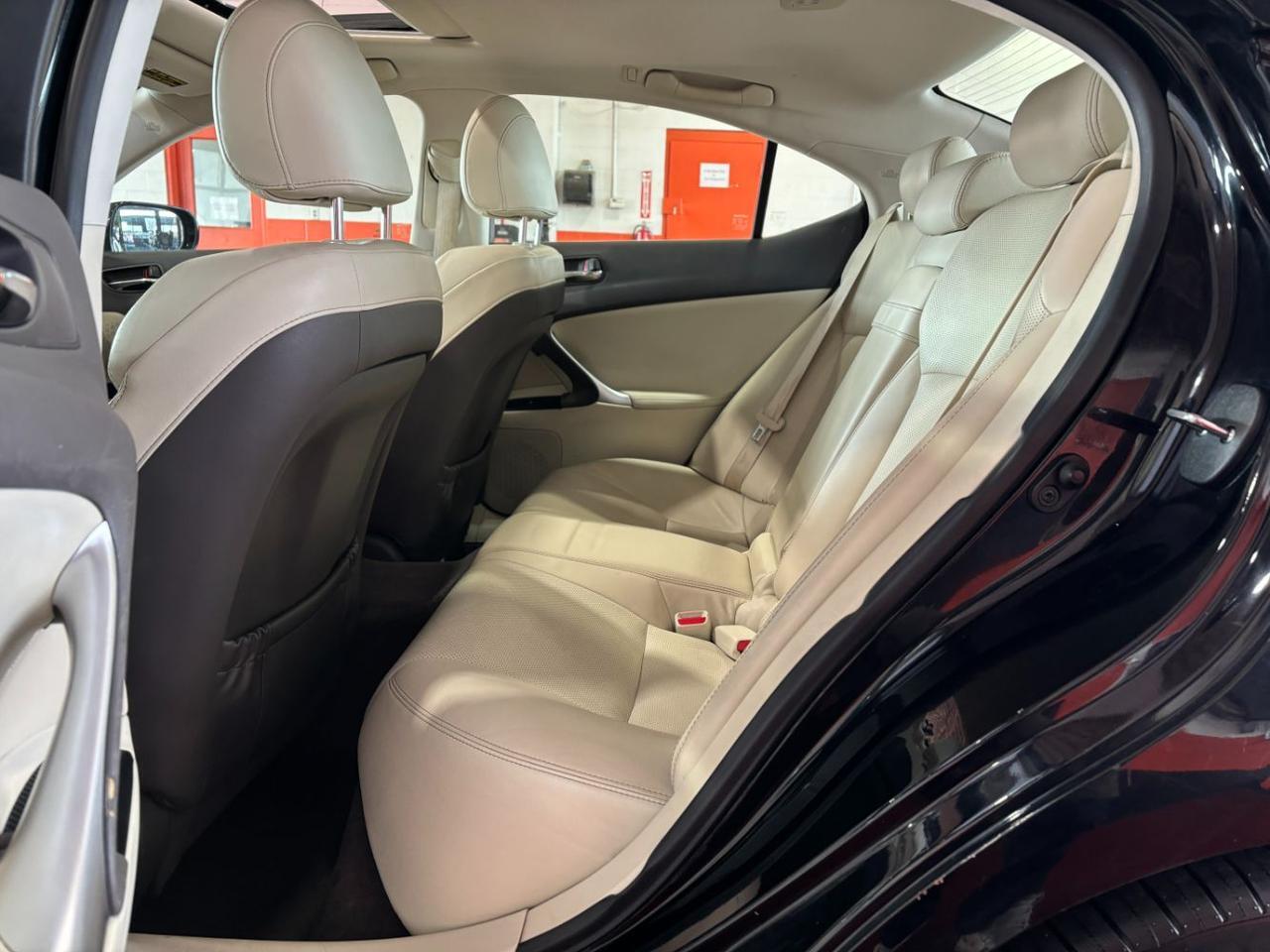 2011 Lexus IS 250 Base Franklin OH