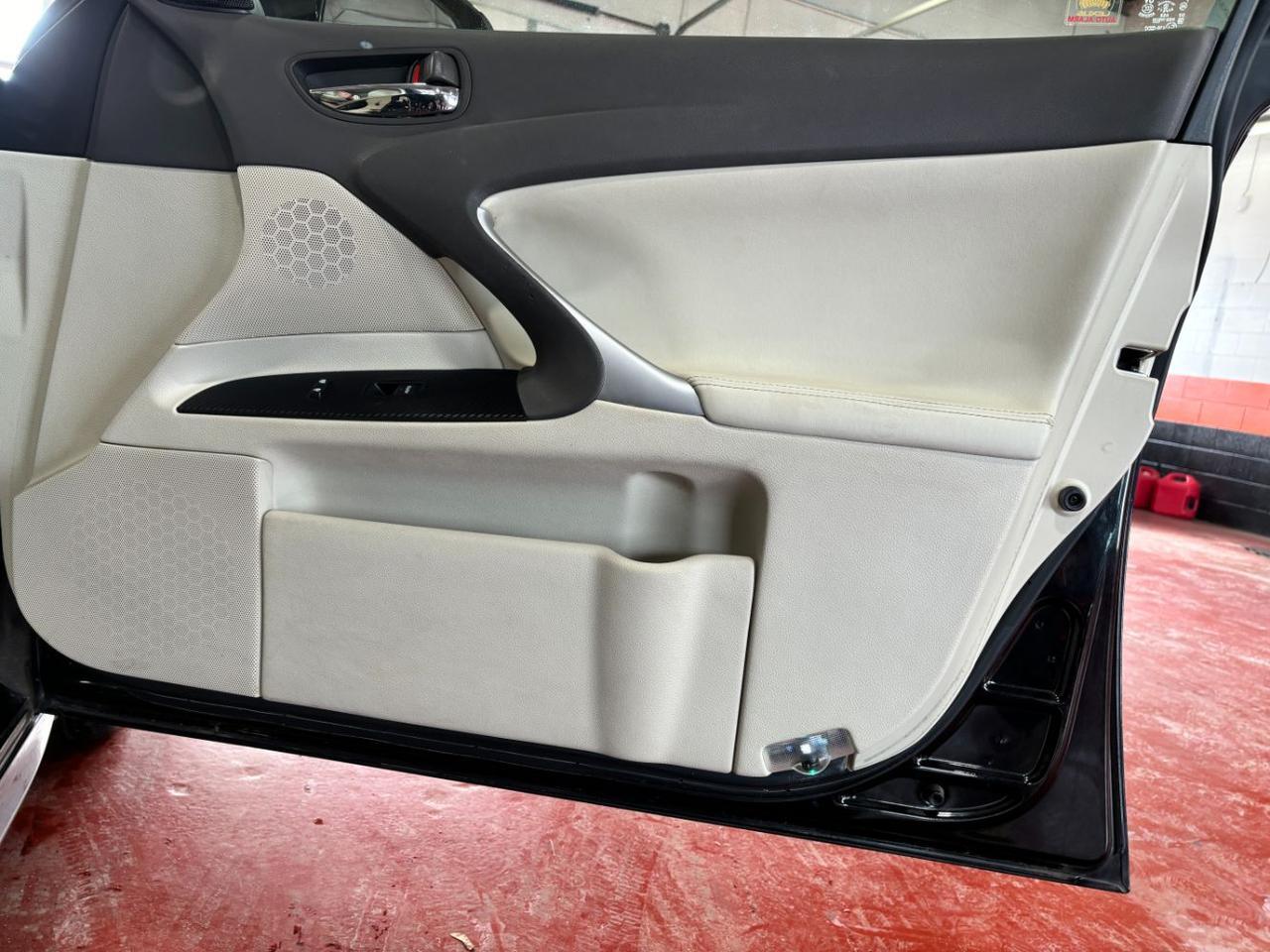 2011 Lexus IS 250 Base Franklin OH