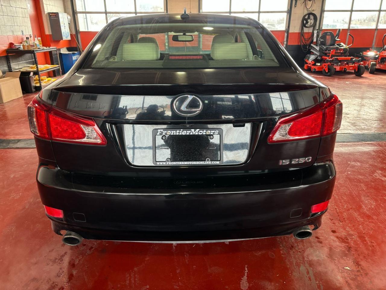 2011 Lexus IS 250 Base Franklin OH