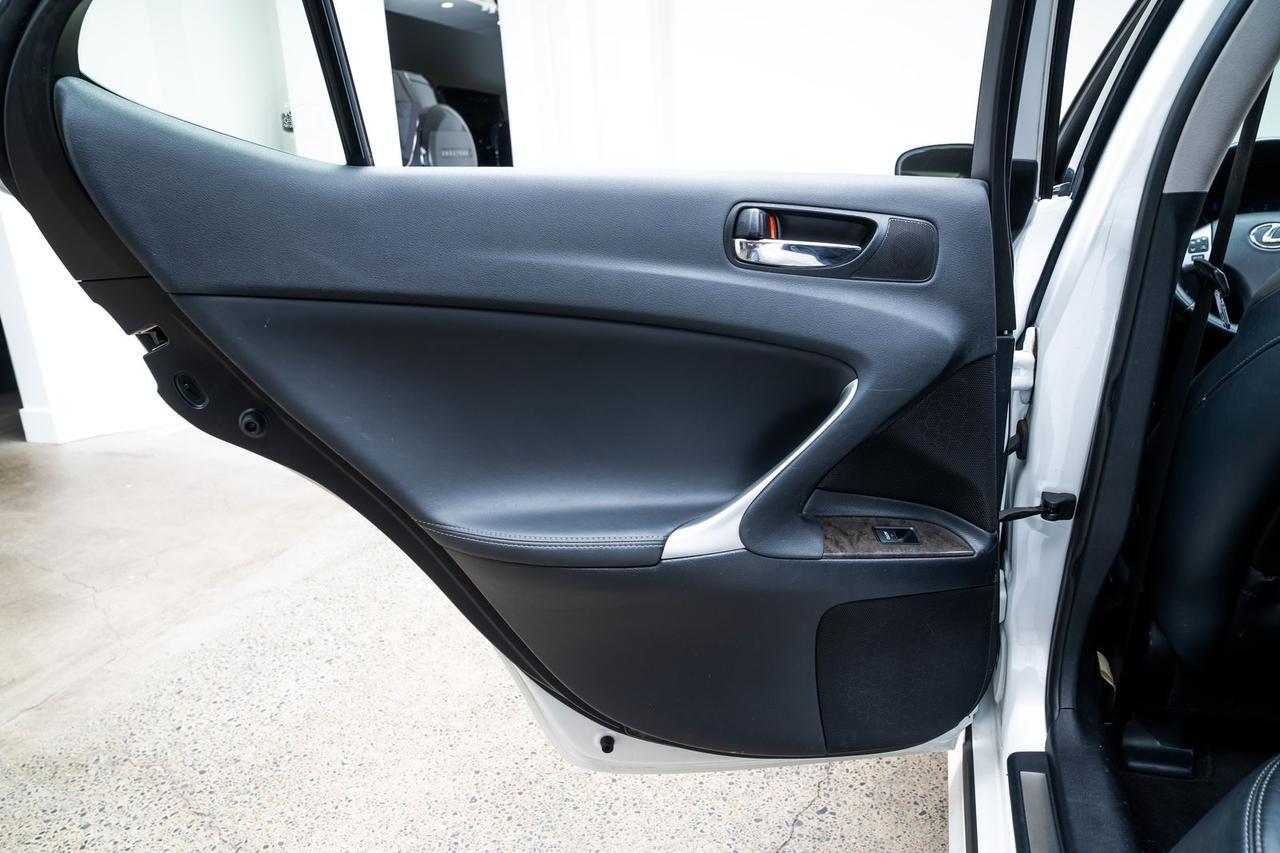2011 Lexus IS 350 Luxury Plus Vented Seats Portland OR