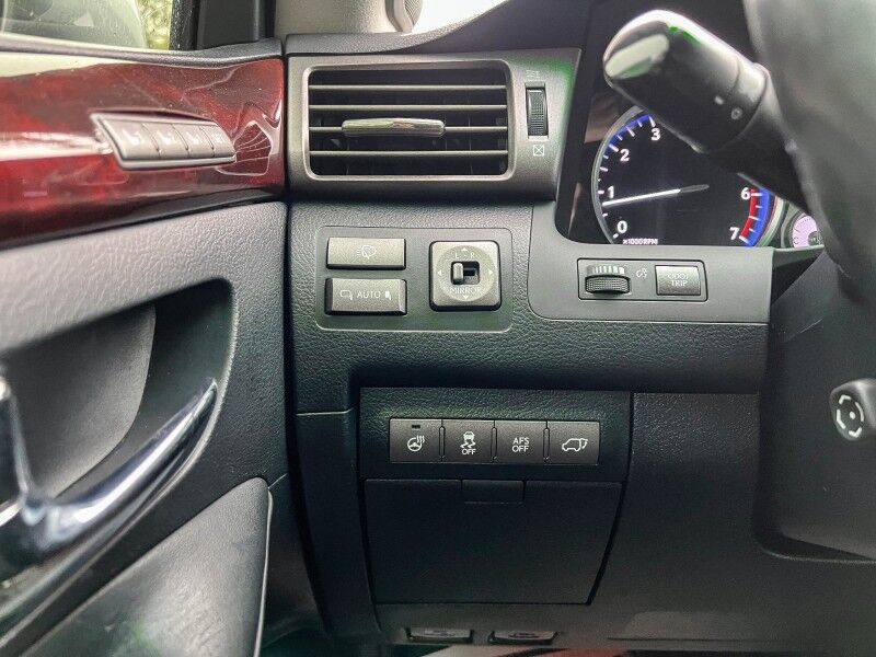 2011 Lexus LX 570 Wilmington NC