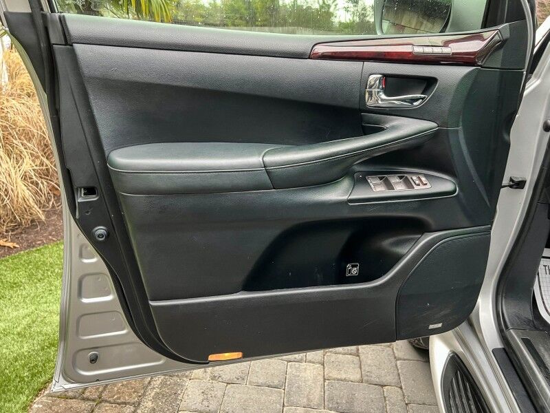 2011 Lexus LX 570 Wilmington NC