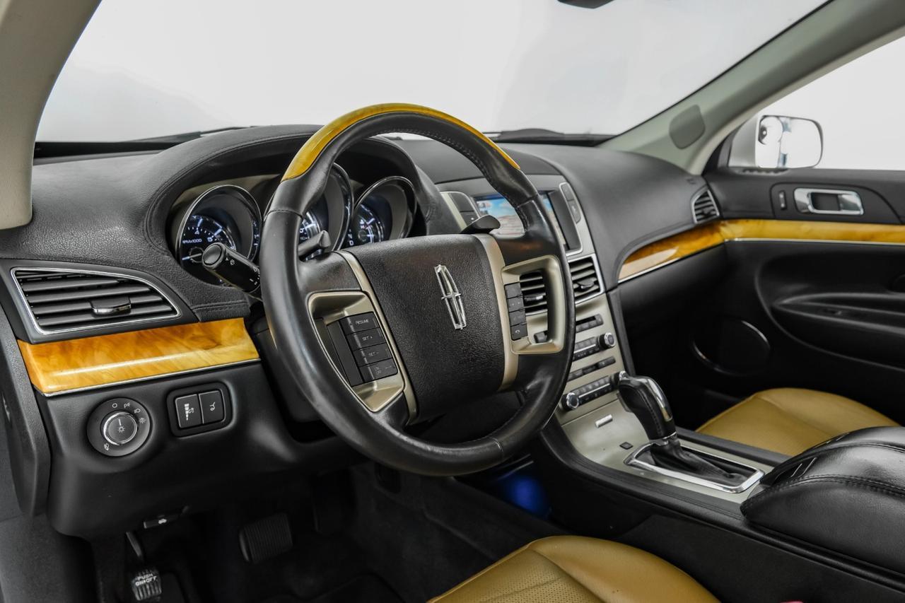 2011 Lincoln MKT AWD BLIND SPOT ASSIT NAVIGATION PANORAMA LEATHER SEATS REAR CAMERA KEYELESS START Carrollton TX