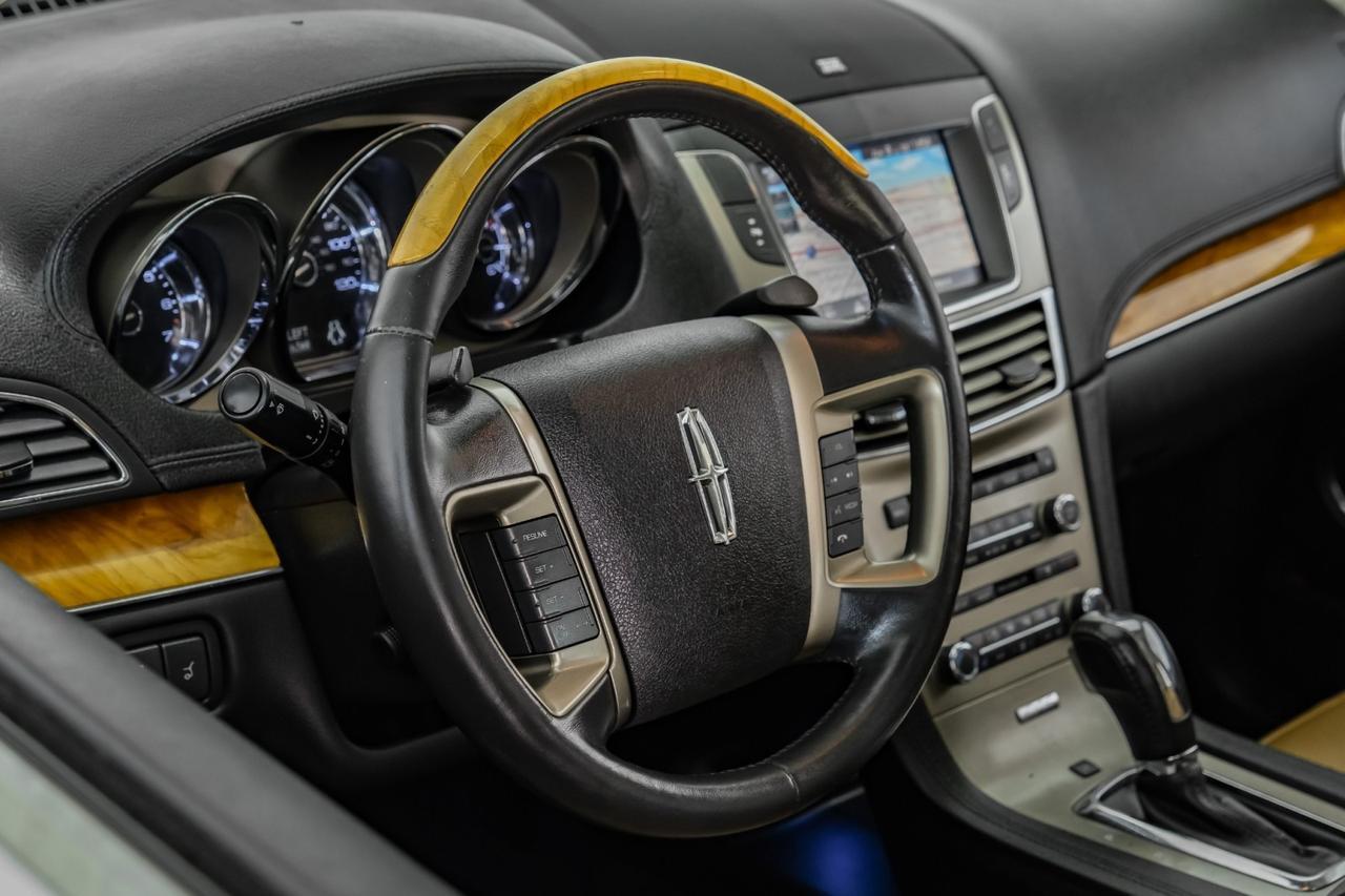 2011 Lincoln MKT AWD BLIND SPOT ASSIT NAVIGATION PANORAMA LEATHER SEATS REAR CAMERA KEYELESS START Carrollton TX
