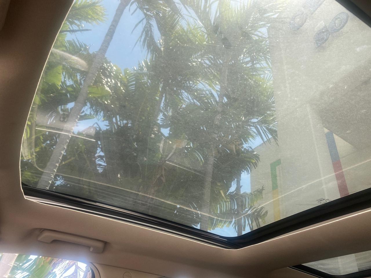 2011 Lincoln MKX 1 OWNER LOW MILES 59,877 SUV Pompano Beach FL