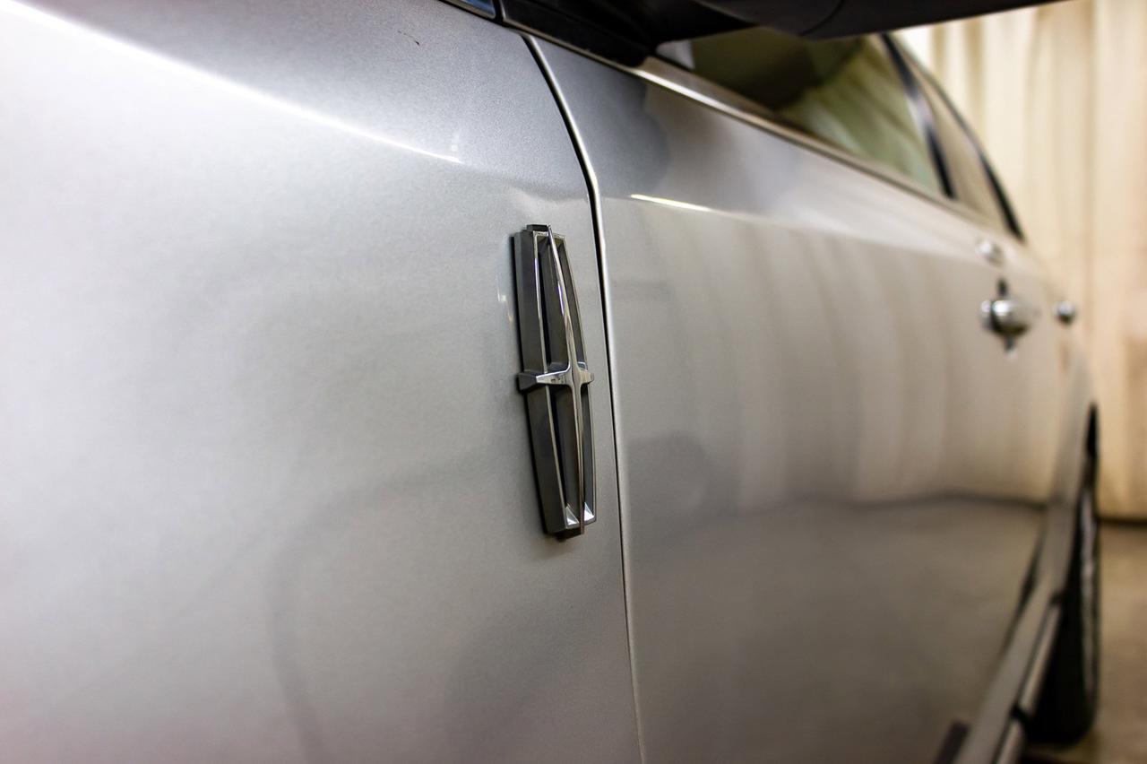 2011 Lincoln MKX AWD Luxury Edition Leather Roof Nav Red Deer AB