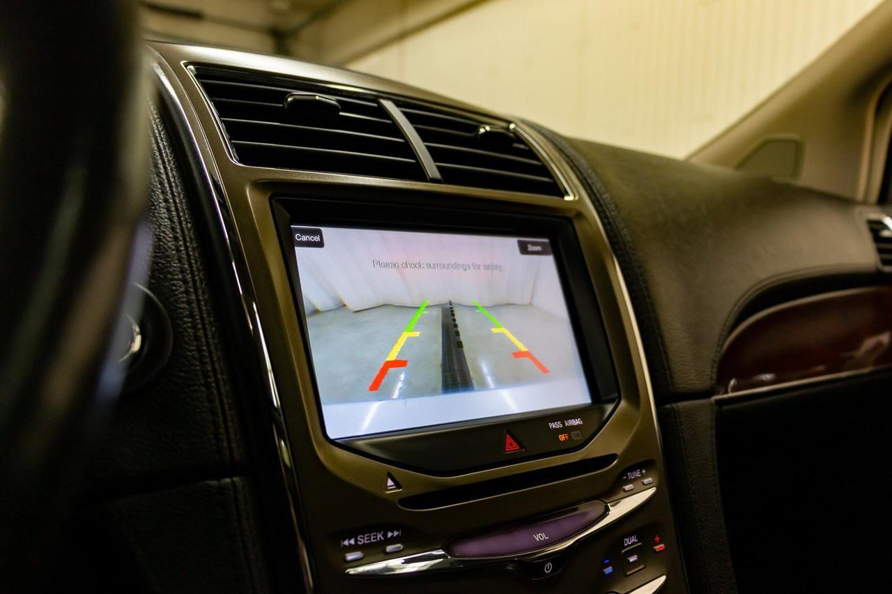 2011 Lincoln MKX AWD Luxury Edition Leather Roof Nav Red Deer AB