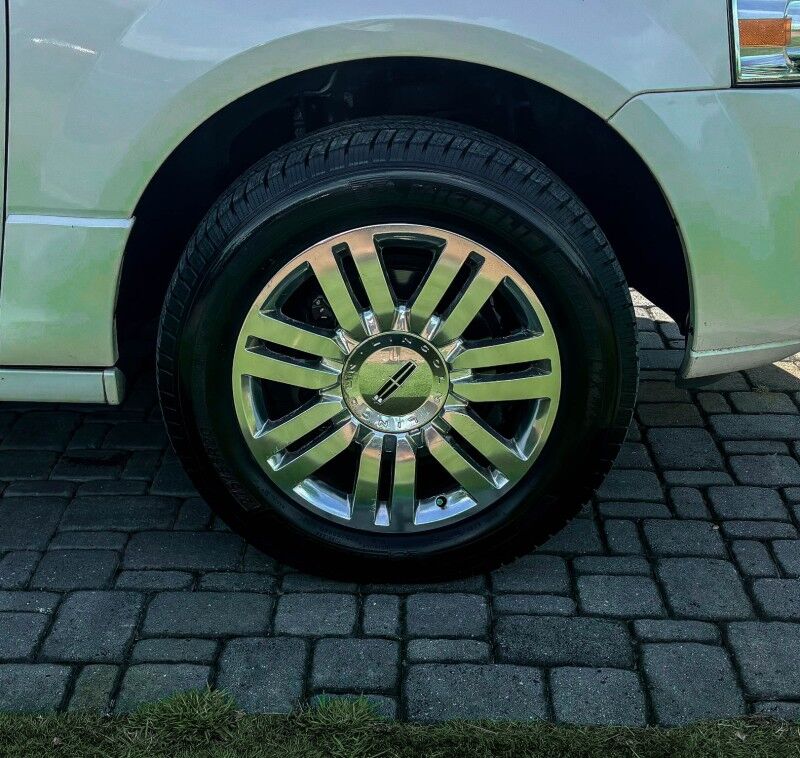 2011 Lincoln Navigator Wilmington NC