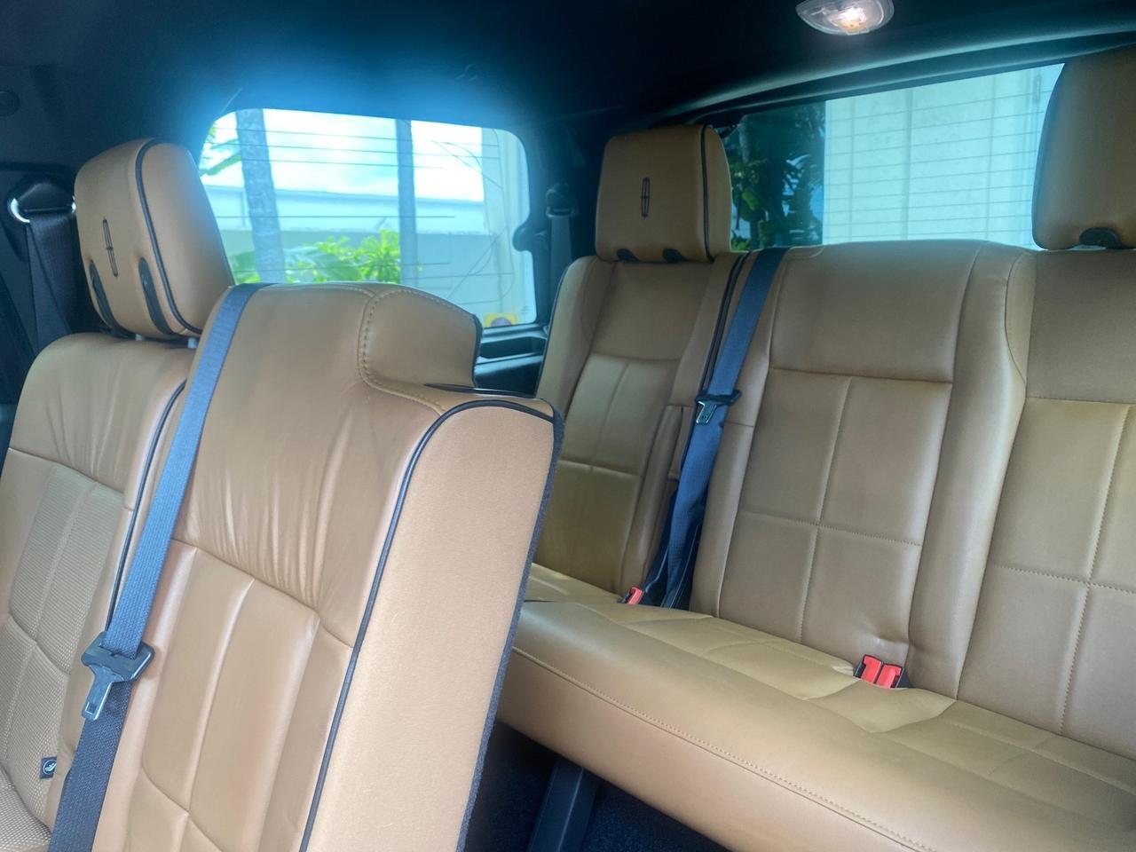 2011 Lincoln Navigator 1 OWNER FLORIDA SUNROOF Pompano Beach FL