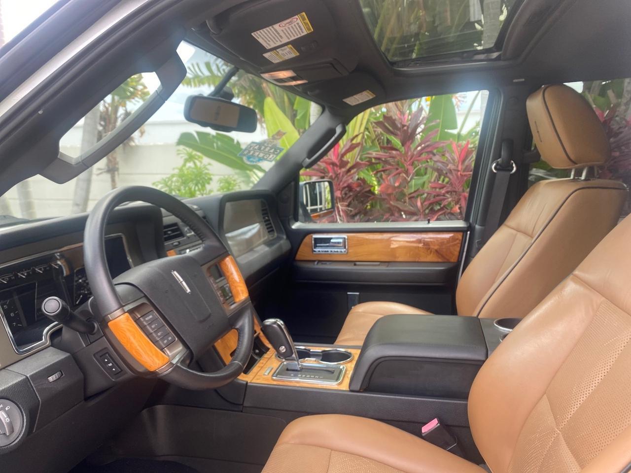 2011 Lincoln Navigator 1 OWNER FLORIDA SUNROOF Pompano Beach FL