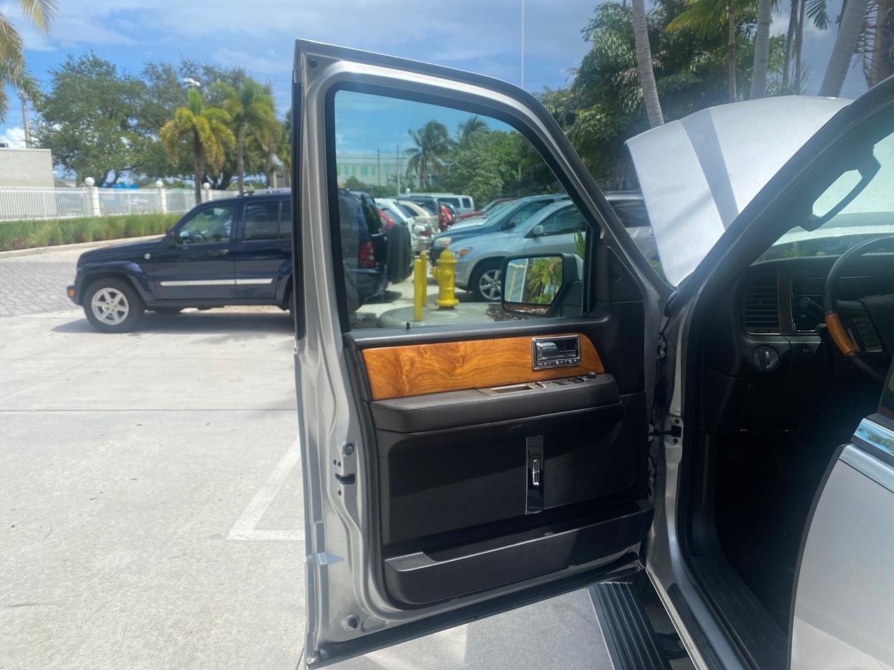 2011 Lincoln Navigator 1 OWNER FLORIDA SUNROOF Pompano Beach FL