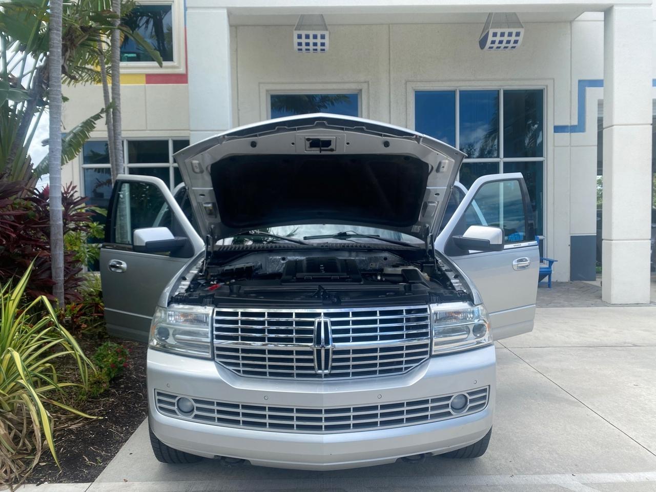 2011 Lincoln Navigator 1 OWNER FLORIDA SUNROOF Pompano Beach FL