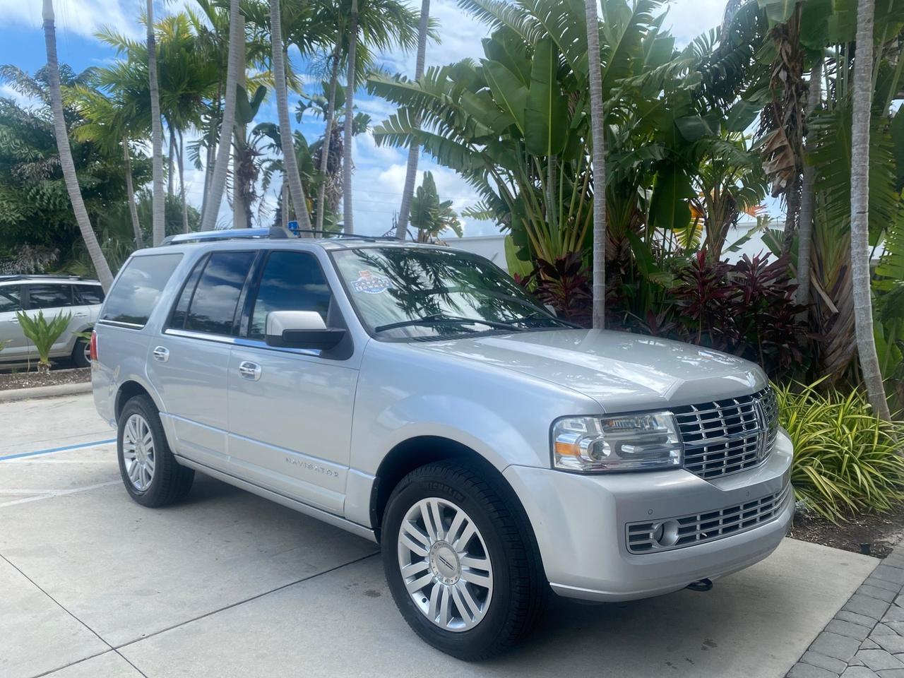 2011 Lincoln Navigator 1 OWNER FLORIDA SUNROOF Pompano Beach FL