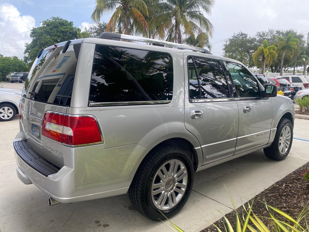 2011 Lincoln Navigator 1 OWNER FLORIDA SUNROOF Pompano Beach FL