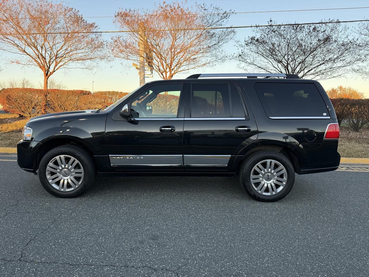 2011 Lincoln Navigator Base Stafford VA