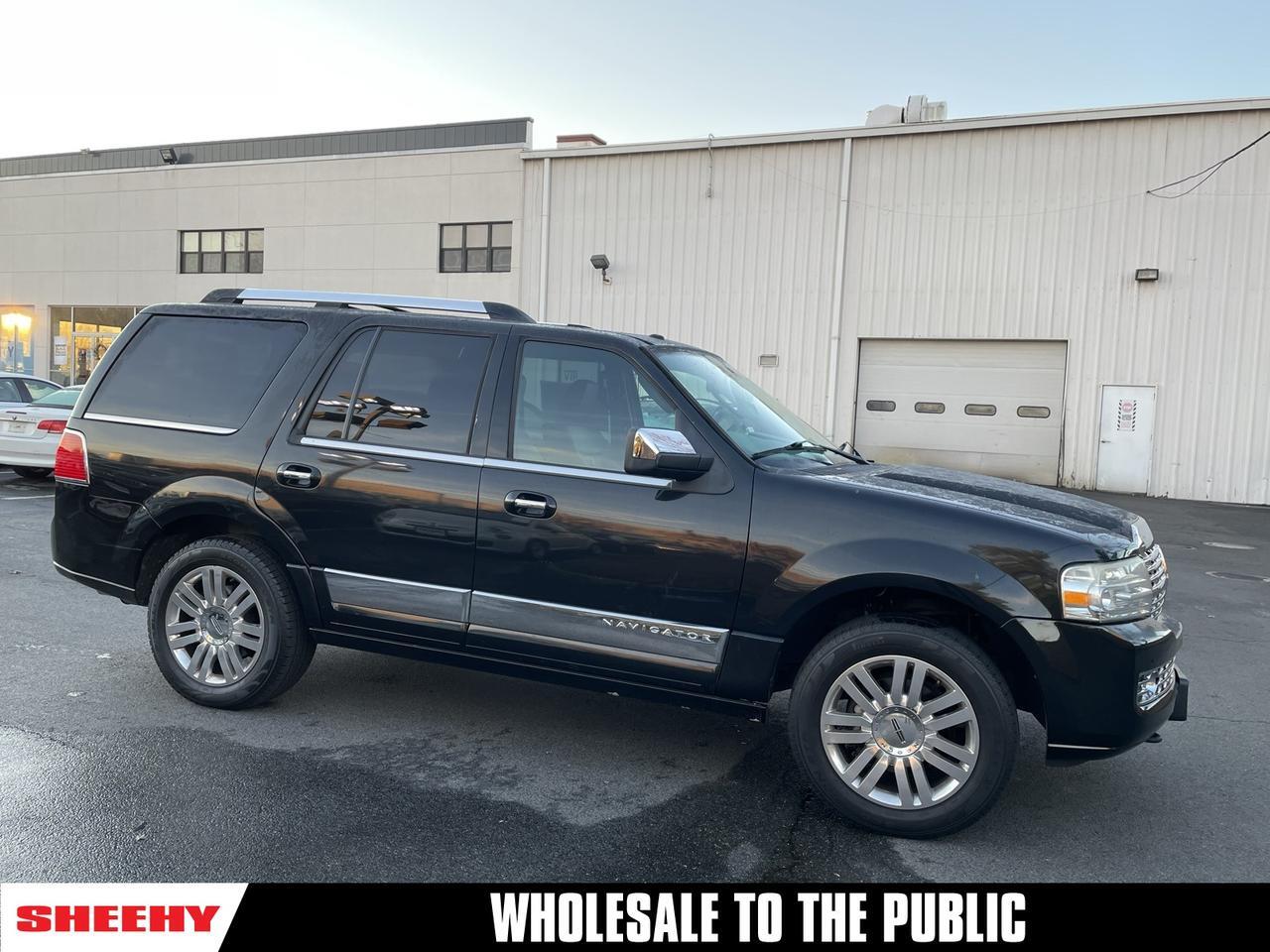 2011 Lincoln Navigator Base