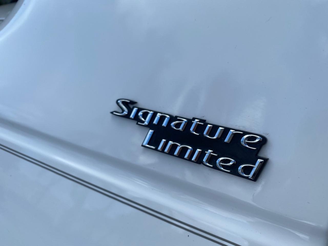 2011 Lincoln Town Car Signature Limited 1 OWNER Pompano Beach FL